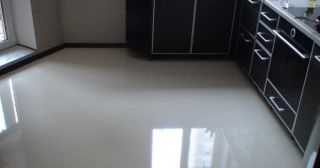Наливной пол на кухне Колпино, цена от 882 руб.